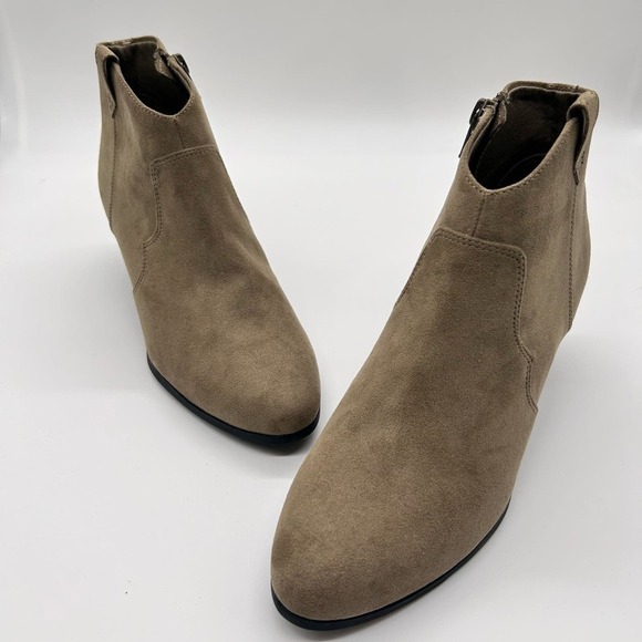 Old Navy Boots‎ Womens 7 Tan Sueded Western Ankle Boots Booties - Picture 3 of 11